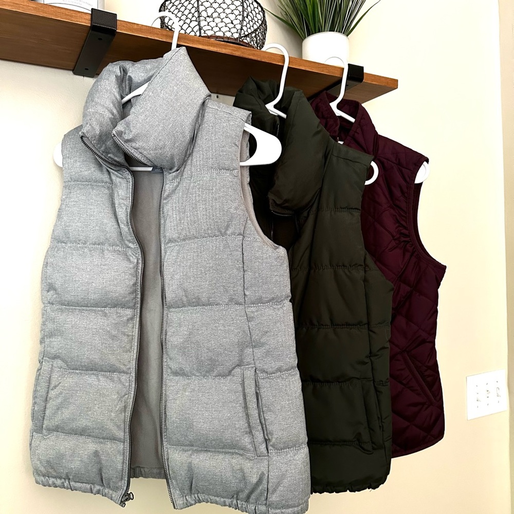 Maroon Old Navy Puffer Vest